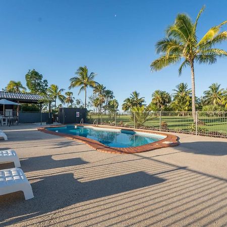 Kinka Palms Motel Yeppoon Exterior foto