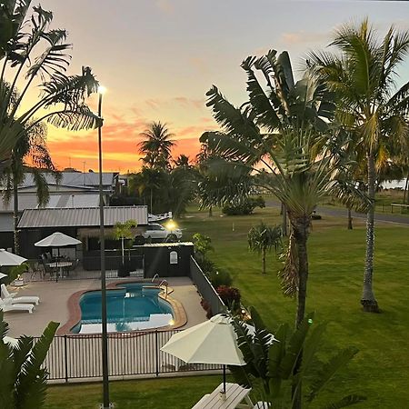 Kinka Palms Motel Yeppoon Exterior foto