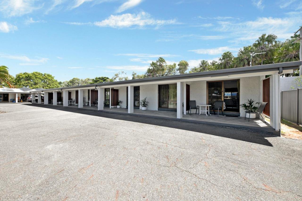 Kinka Palms Motel Yeppoon Exterior foto