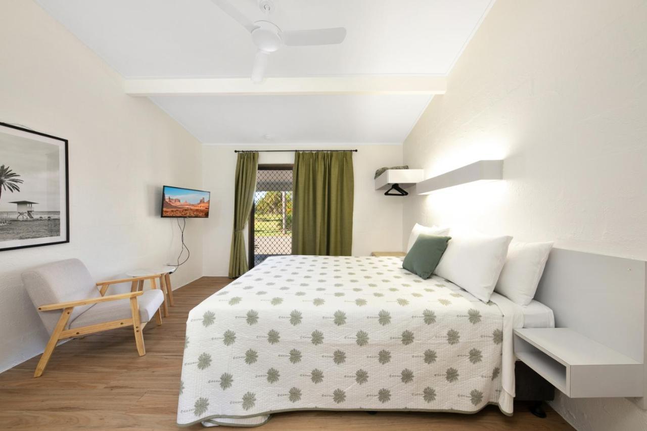 Kinka Palms Motel Yeppoon Exterior foto