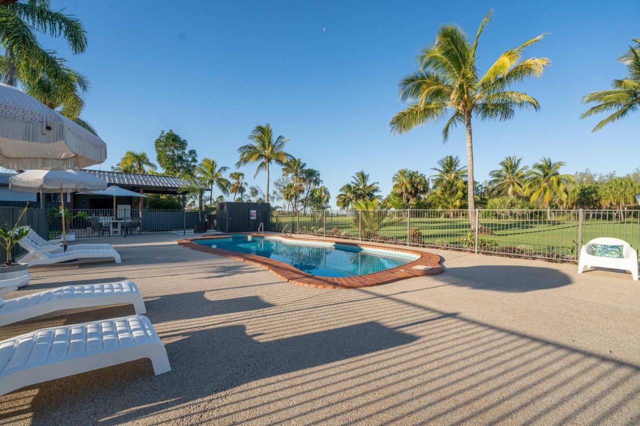 Kinka Palms Motel Yeppoon Exterior foto